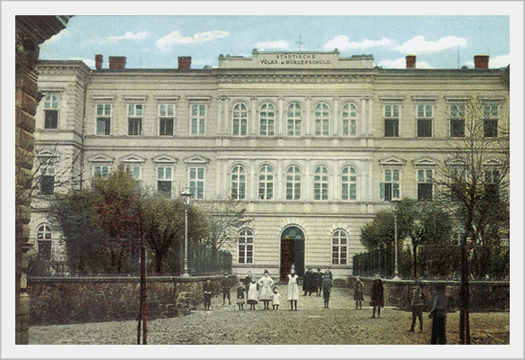 Nowa szkoła katolicka w Białej.