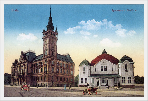 Plac Ratuszowy w Białej.