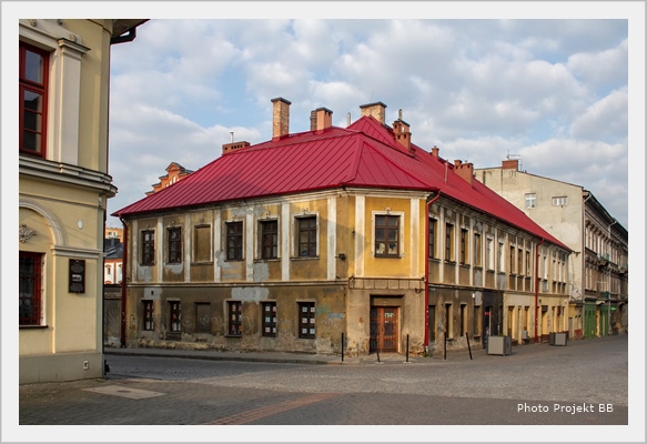 Dom Katolicki w Białej.